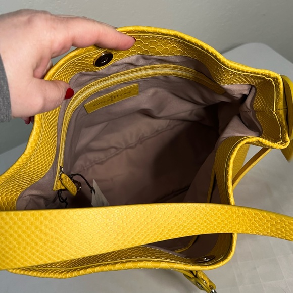 Cole Haan‎ CASEY Hobo SUNFLOWER PERRY STREET II Unit NWT  $378 - 15” X 12” X 4” - Picture 4 of 6